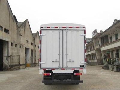 豪曼牌ZZ5048CCYD17DB1型倉(cāng)柵式運(yùn)輸車在道路貨物運(yùn)輸中的應(yīng)用與特點(diǎn)